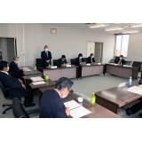 令和4年4月1日　産業厚生常任委員と鹿追町商工会役員との懇談会